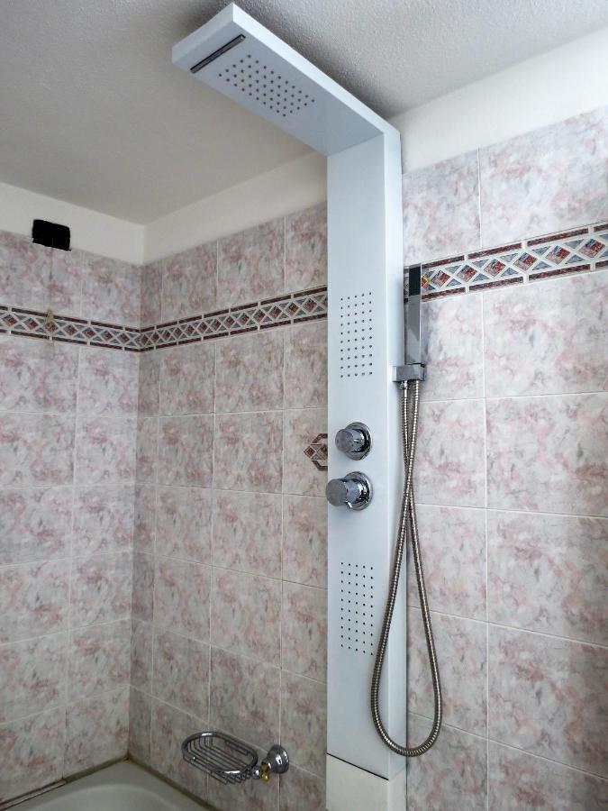 Lo Gnomo Sotto Al Glicine Apartment ชาตีญอน ภายนอก รูปภาพ